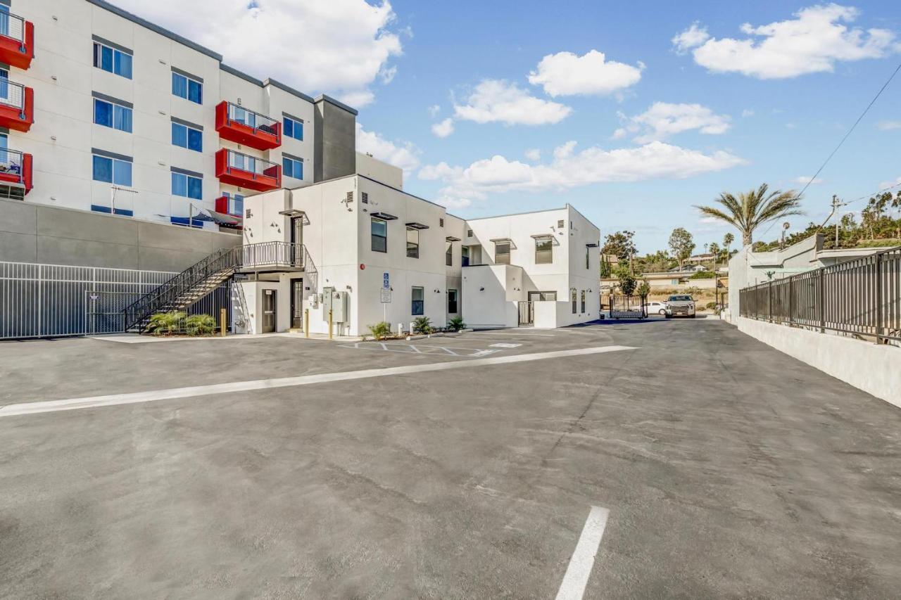 Single Bedroom - Queen Size. Heart Of Downtown Vista Exteriör bild